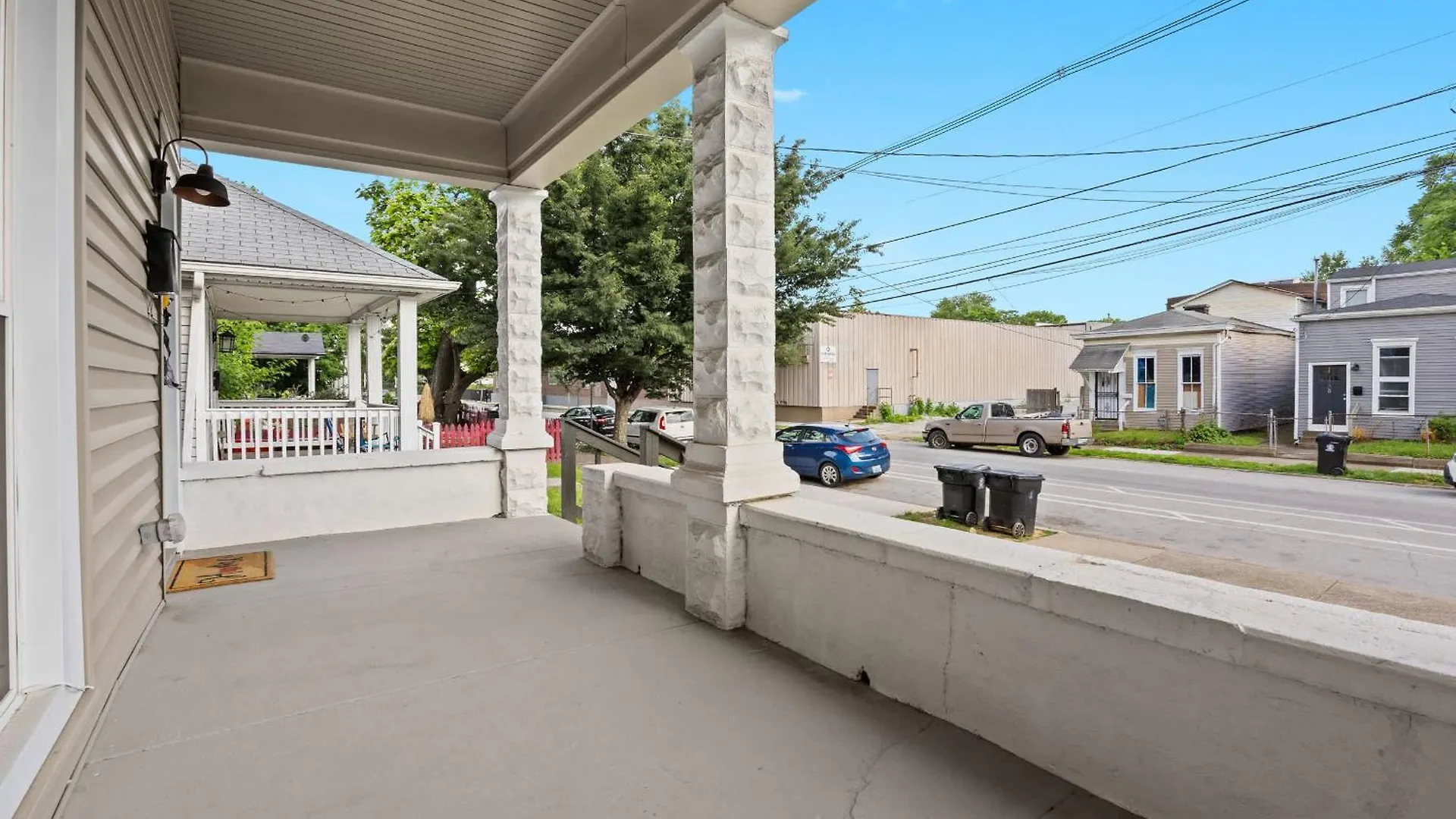 Cozy 2-Floor Home 5Br 3Ba 2 Kitchens Backyard Louisville-Jefferson County États-Unis